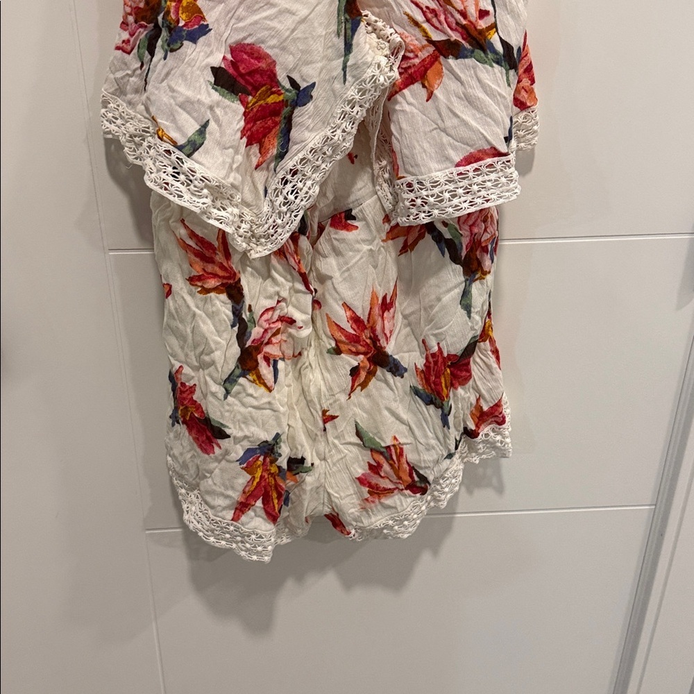 Abercrombie & Fitch White romper with Yellow Accent size large - Picture 8 of 8